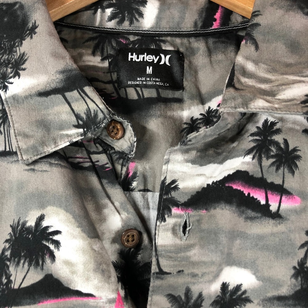 Hurley Mens Short Sleeve Button Down Shirt Gray Pink Tropical Island Palm Tree M - Picture 7 of 10